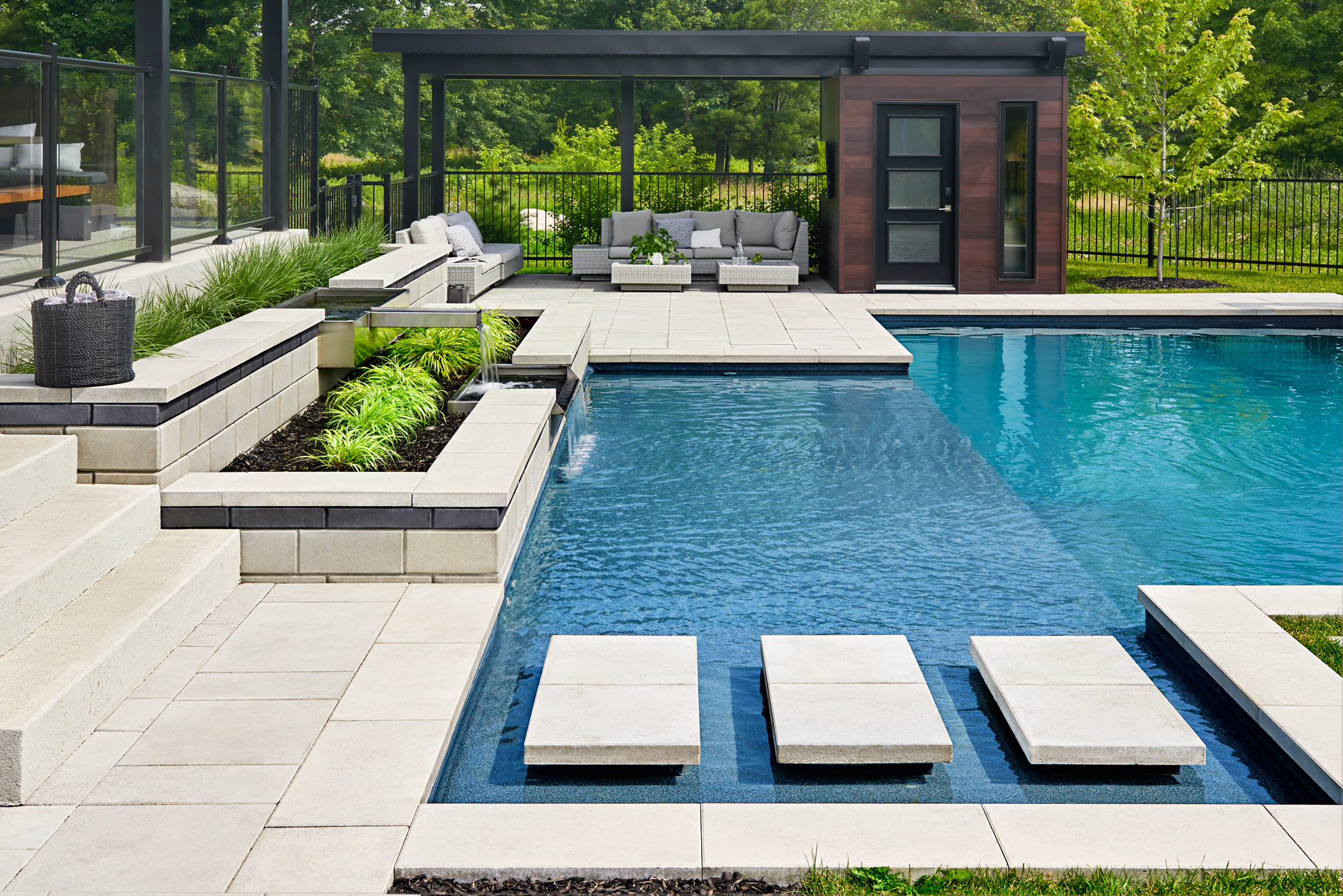 Pav Luxe Landscaping Products Slabs Retaining Walls More